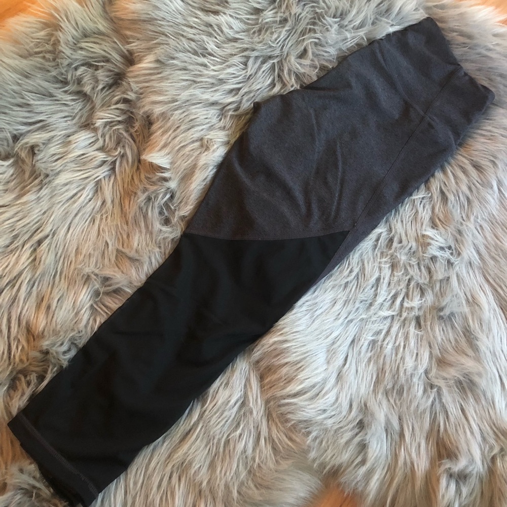 Z by Zella crop legging with mesh insert